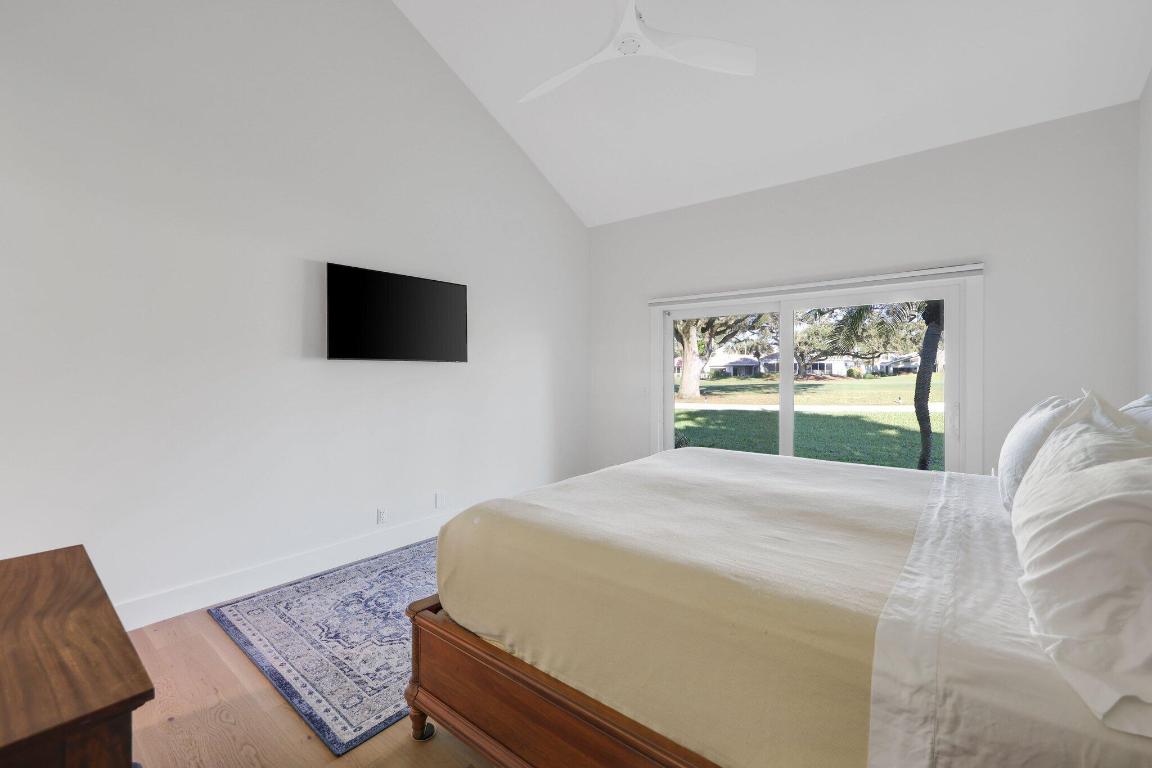 GREENS CAY OF JONATHANS LANDING - Residential