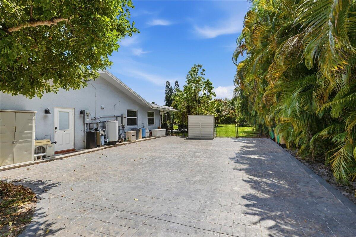 FLA FRUIT LANDS CO - Residential