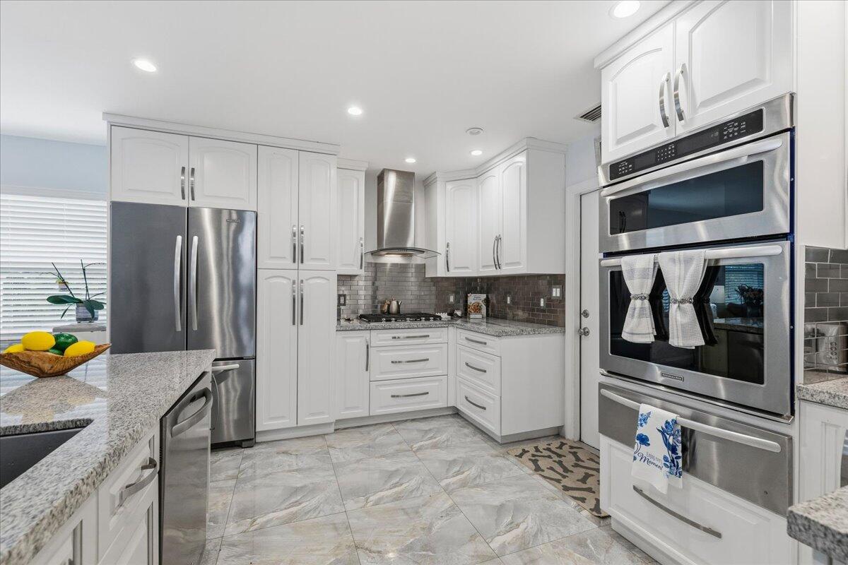 FLA FRUIT LANDS CO - Residential