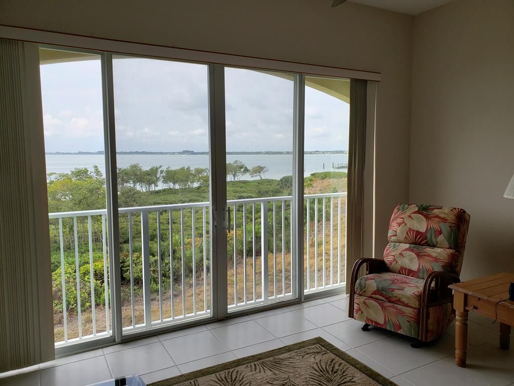 Photo of 27 Harbour Isle Drive Dr W #305, Fort Pierce, FL 34949 (MLS # R10709905)