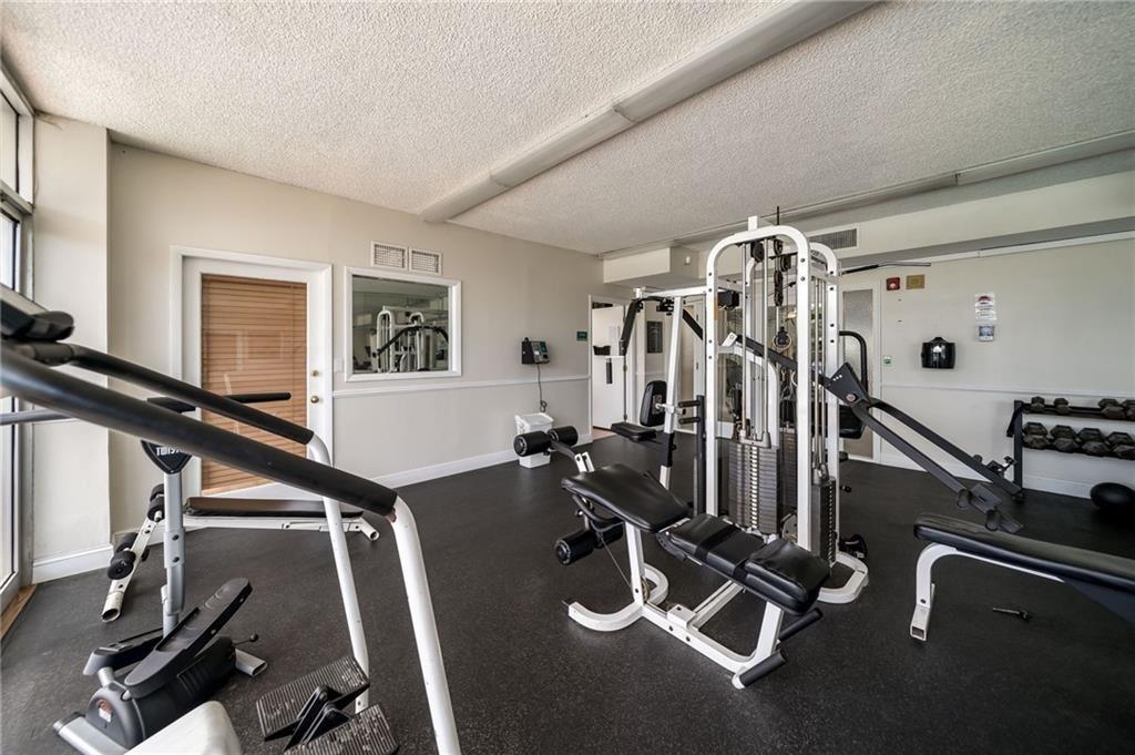 Vecino Del Mar - Residential