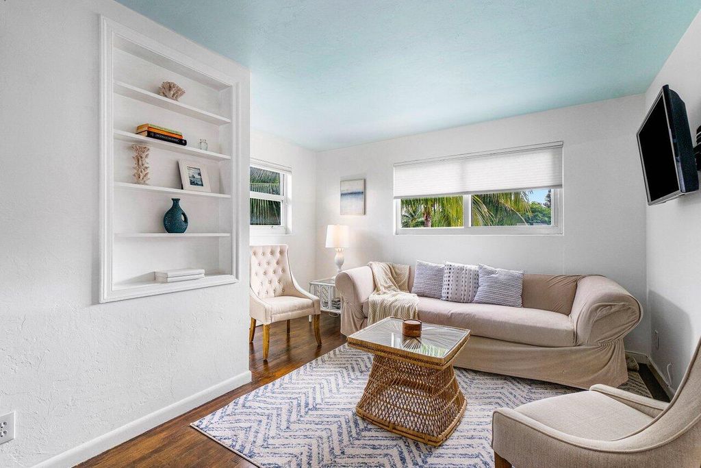 Photo of 412 NE 7th Avenue #B, Delray Beach, FL 33483 (MLS # R11068861)