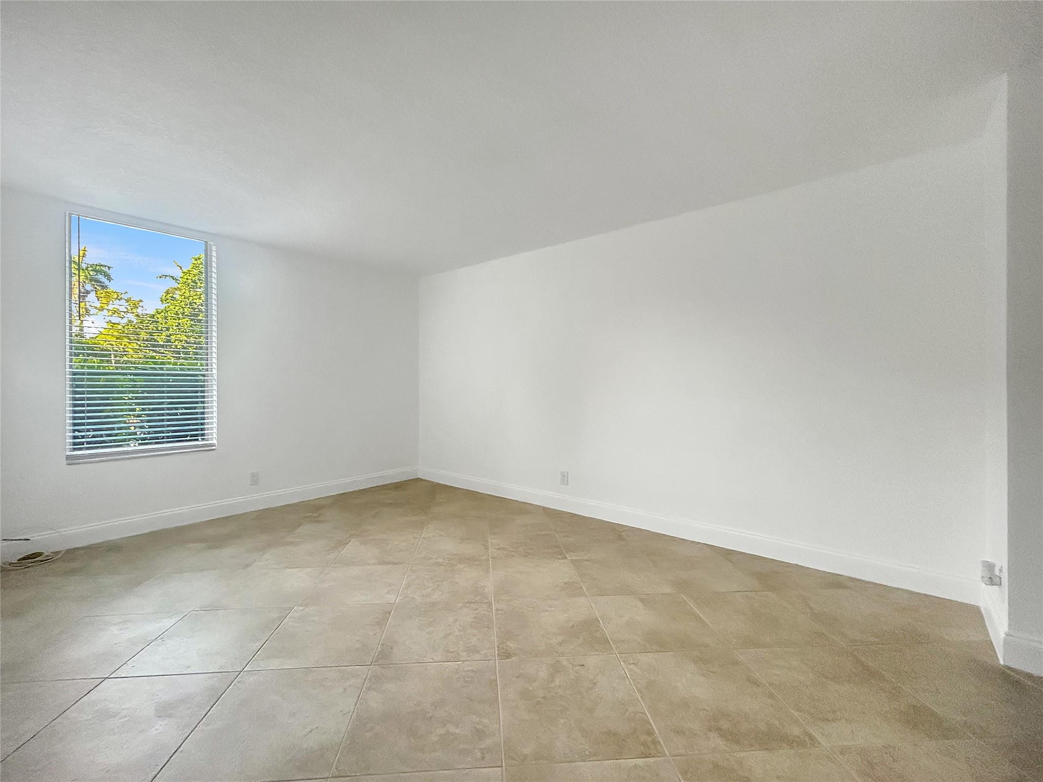 7173 Orange Dr 103B