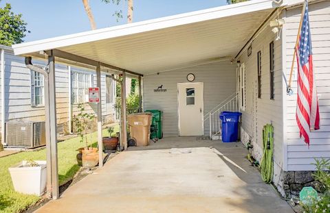 A home in Okeechobee