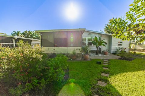 A home in Okeechobee