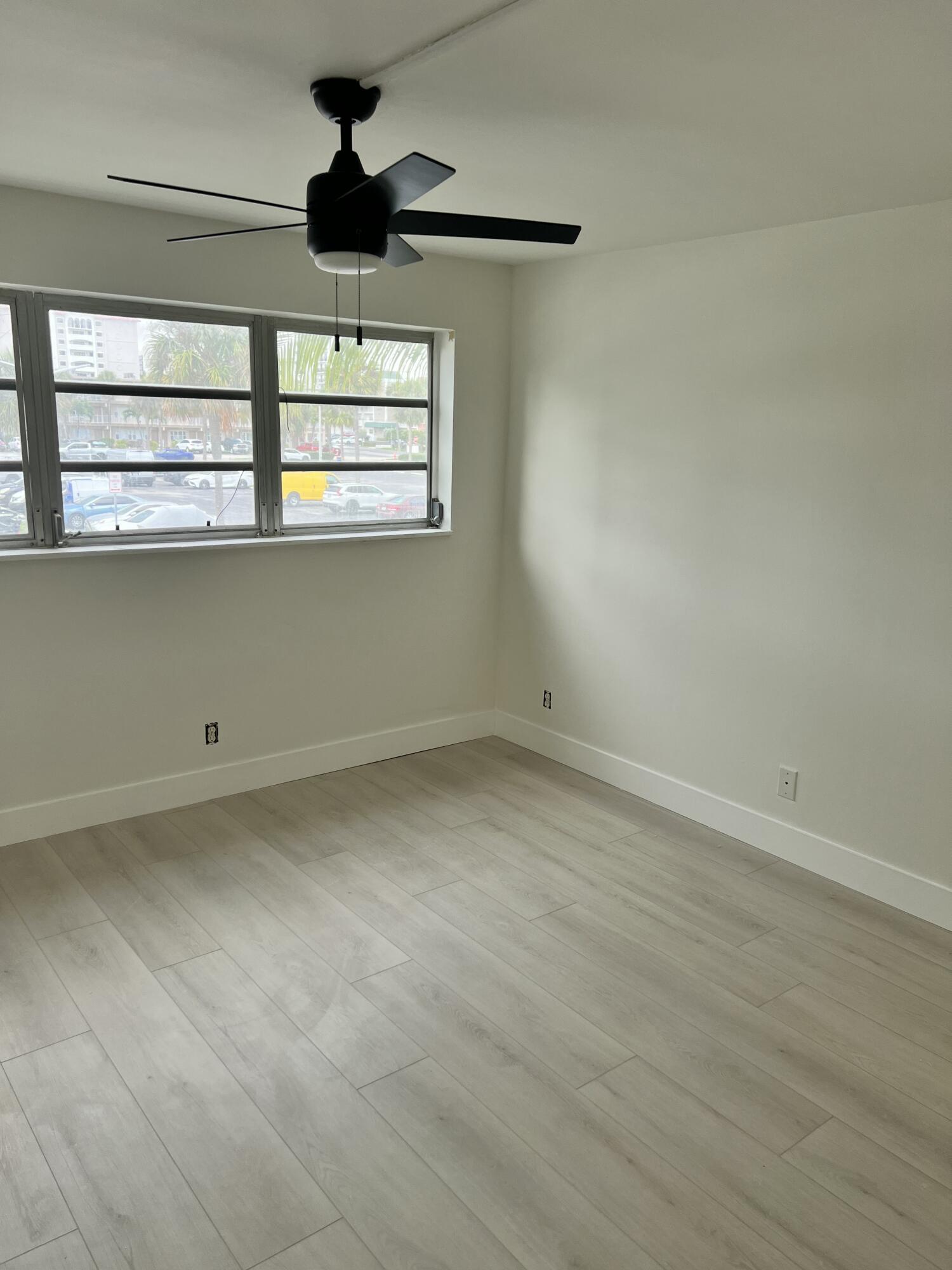 3201 NE 8th Street 206