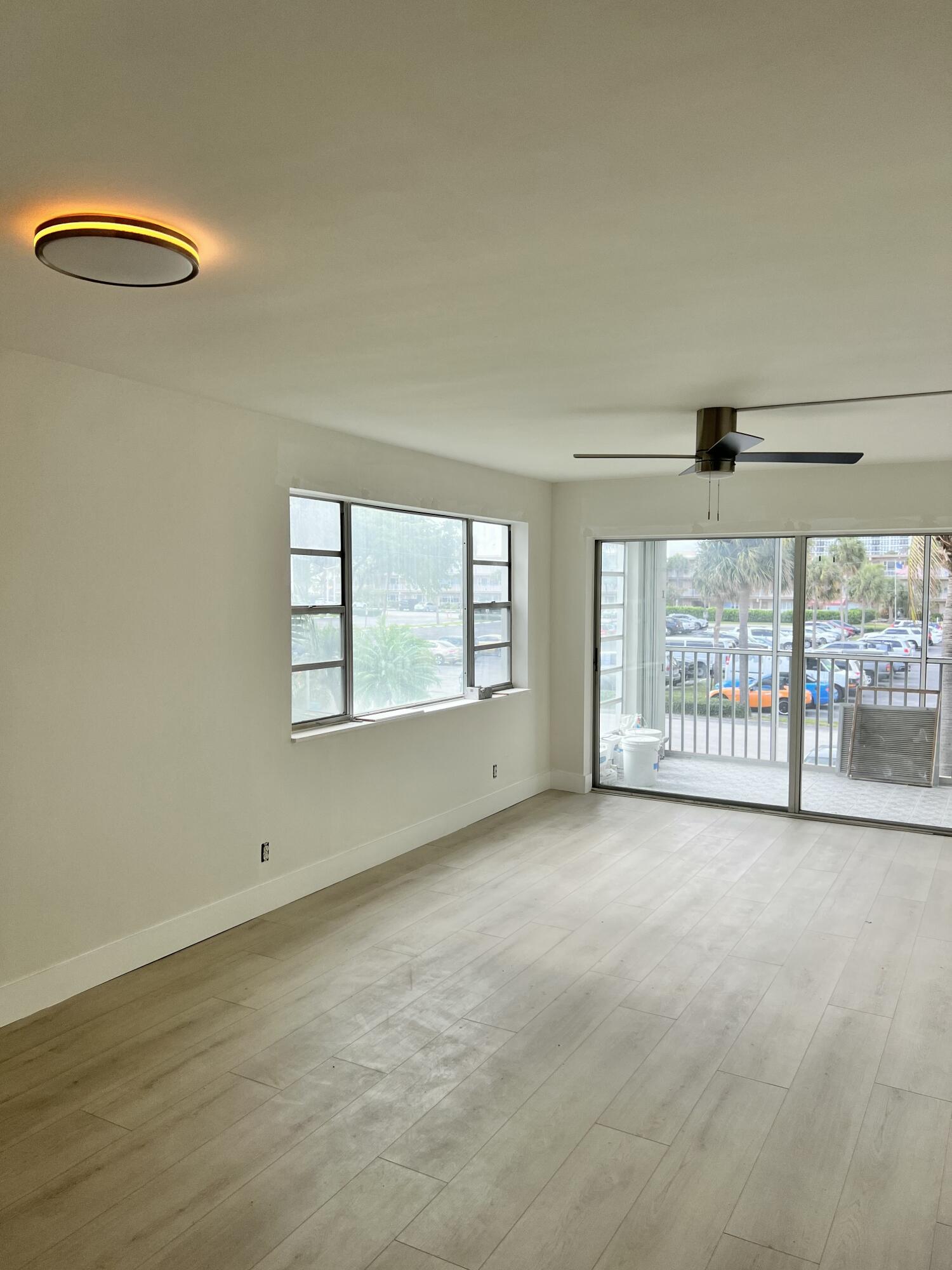 3201 NE 8th Street 206