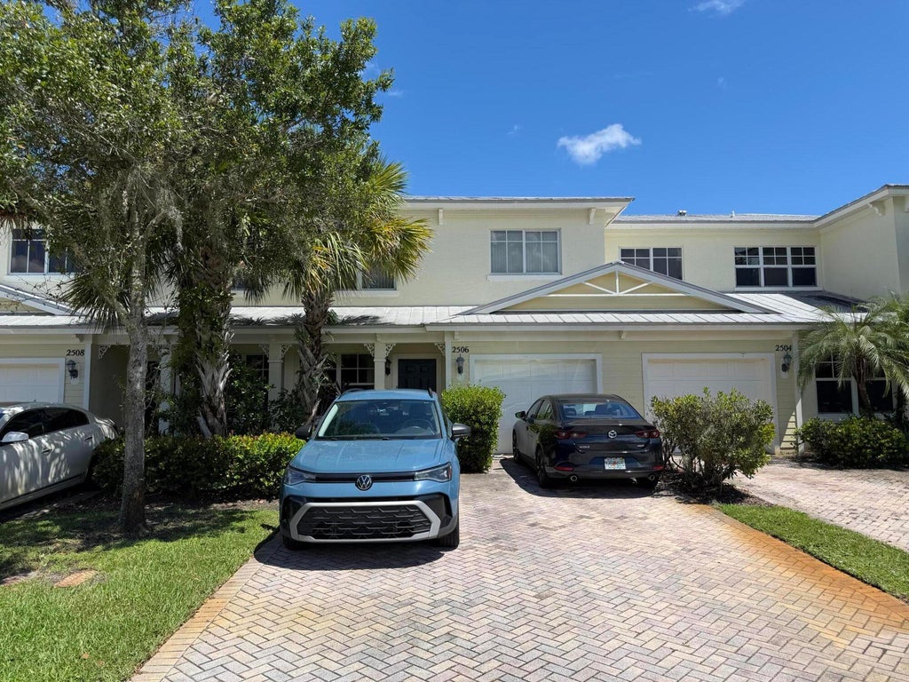 Photo of 2506 Creekside Drive, Fort Pierce, FL 34981 (MLS # B26074095)