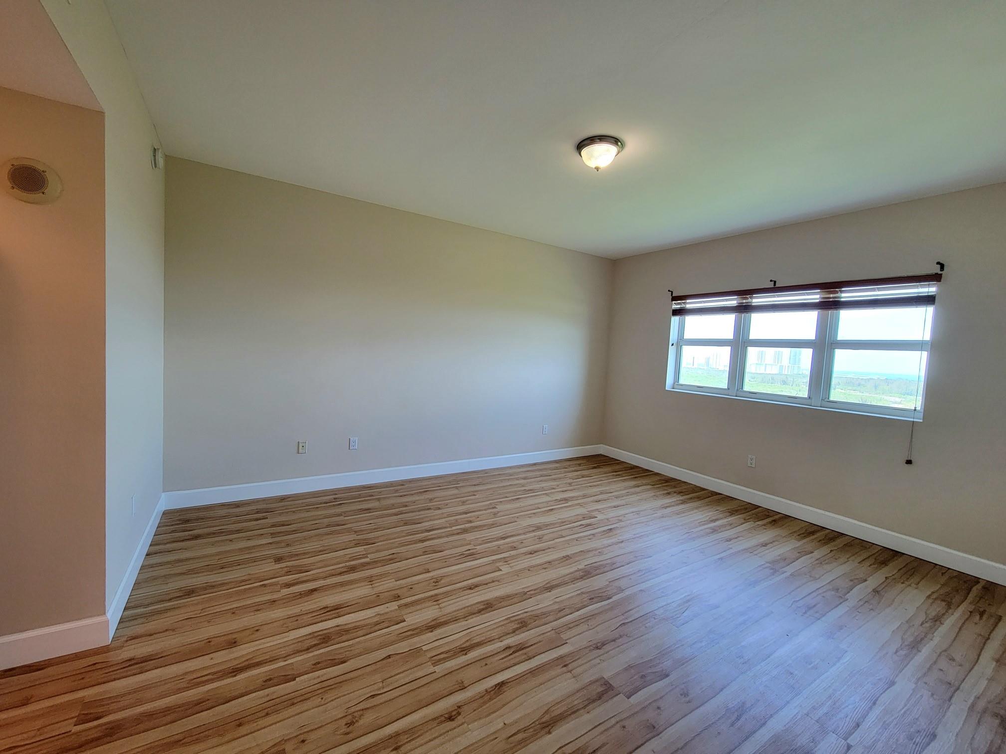 15051 Royal Oaks Ln 1902