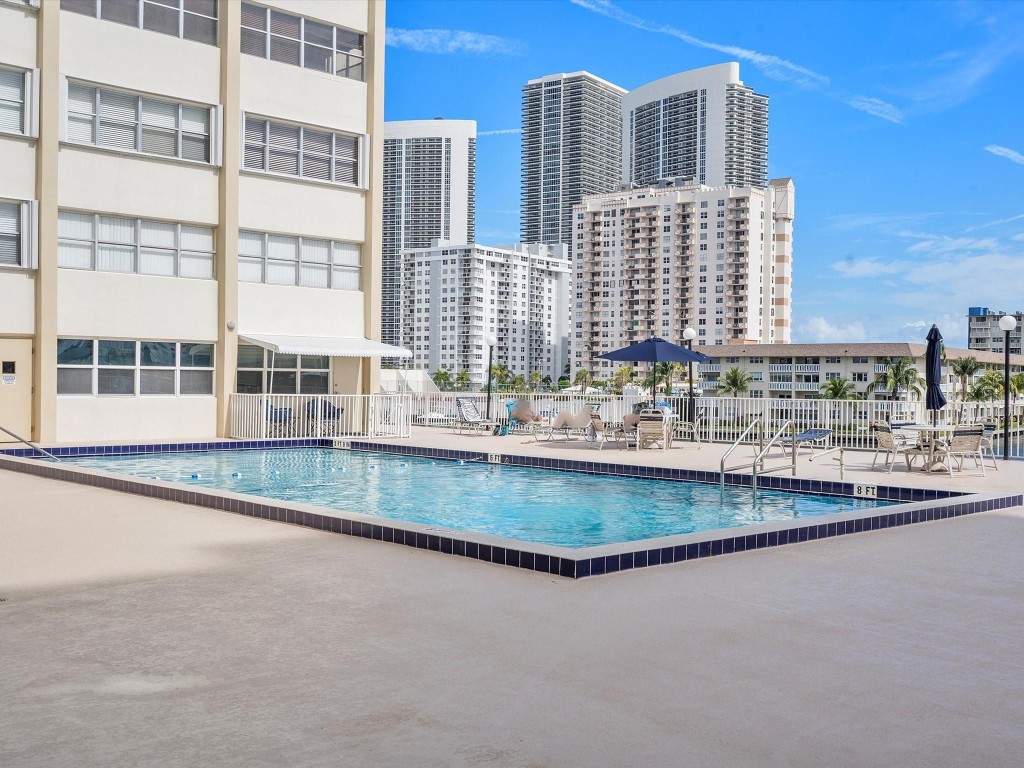 111 Golden Isles Drive C1