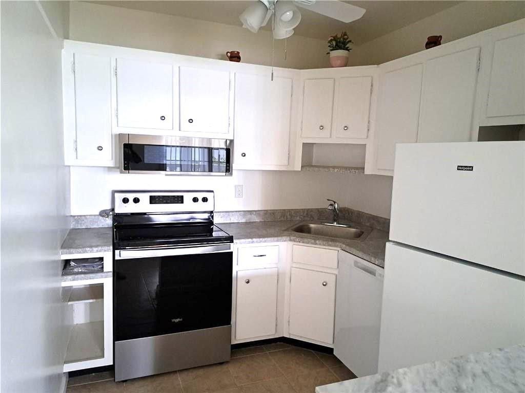 Photo of 2455 NE 51st Street #E307, Fort Lauderdale, FL 33308 (MLS # F10542900)