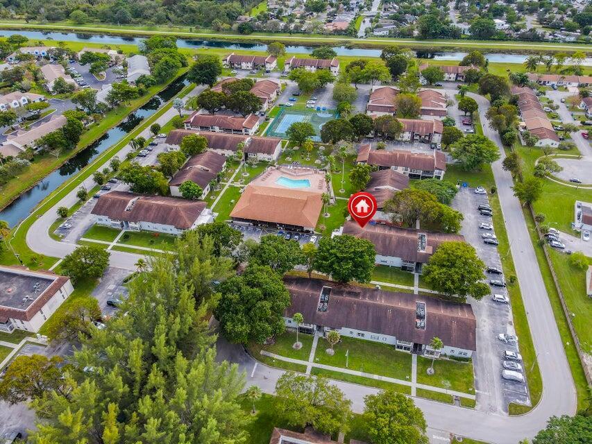 LAURELS AT MARGATE CONDO - Residential Lease