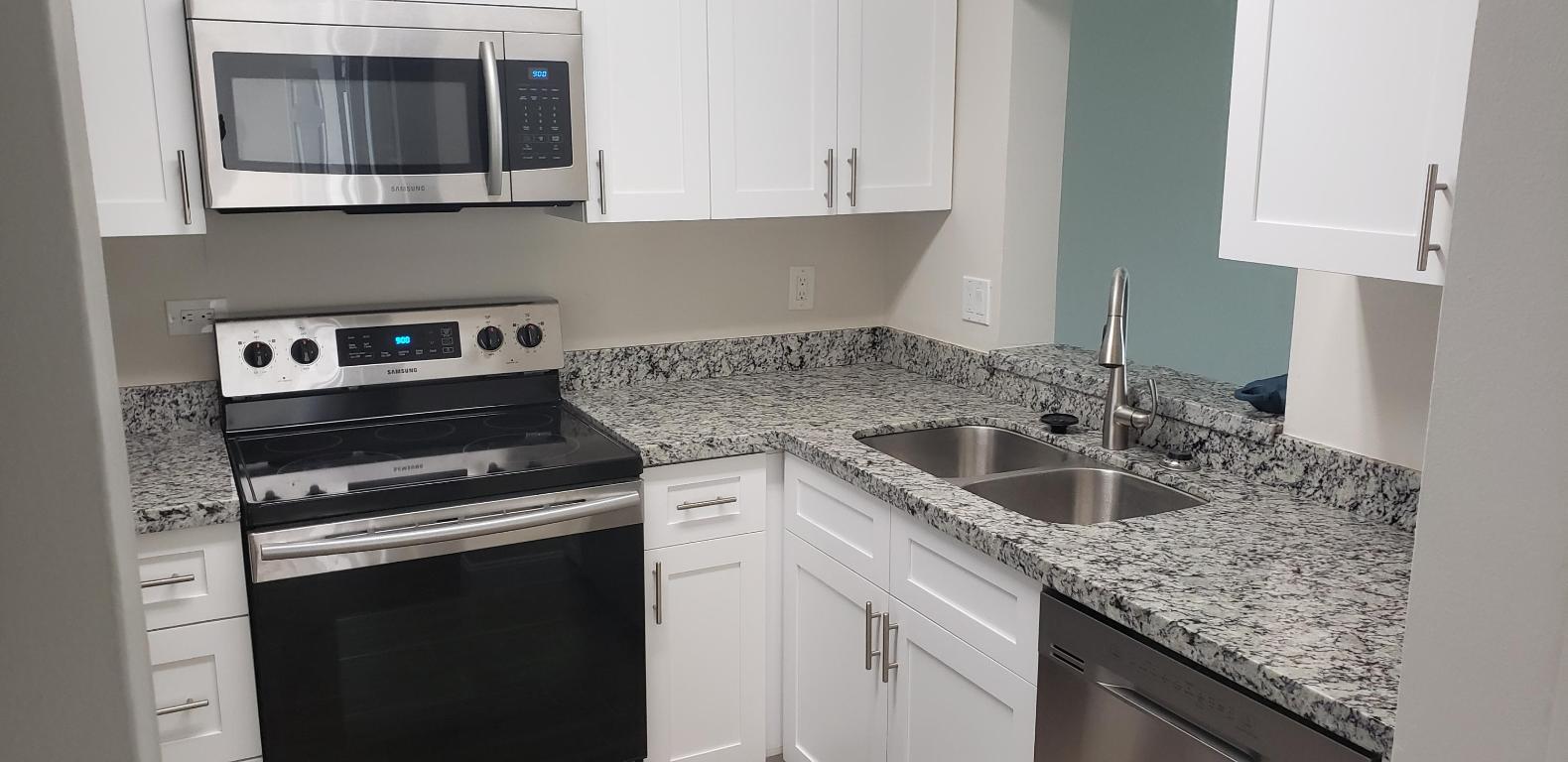 KENSINGTON WALK - Residential Lease