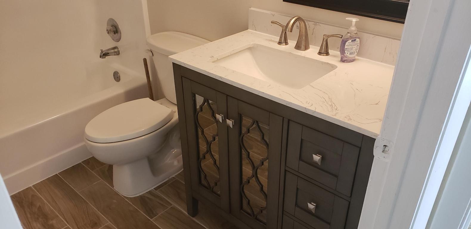 KENSINGTON WALK - Residential Lease