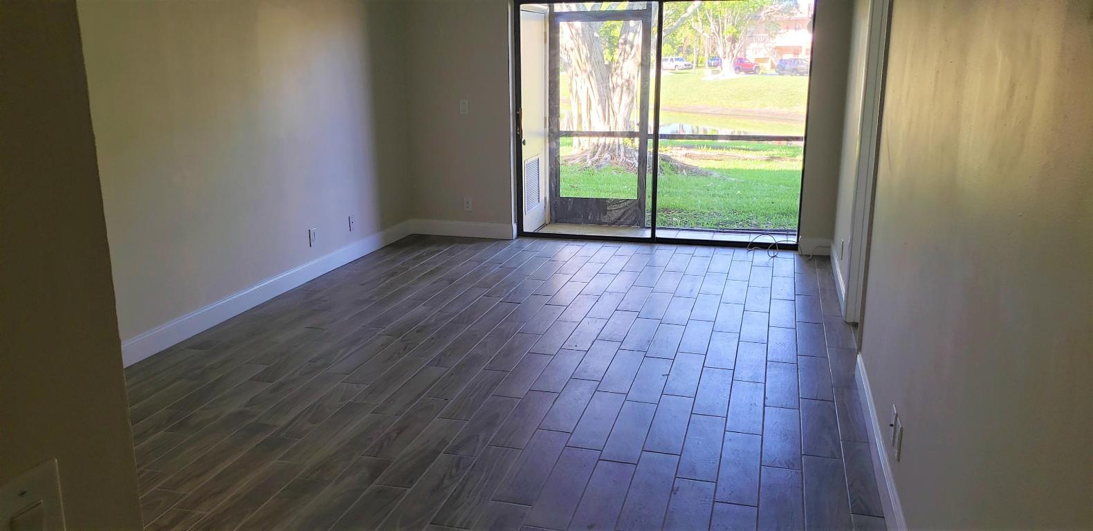 KENSINGTON WALK - Residential Lease