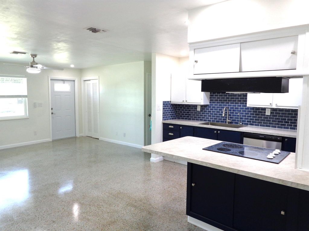 Photo of 744 Buttonwood Road, North Palm Beach, FL 33408 (MLS # R11113825)