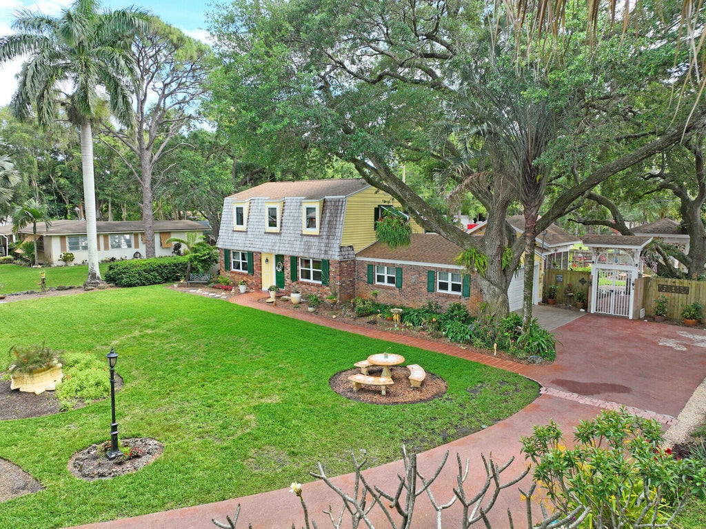 Photo of 4616 Woodmere Lane, Lake Worth, FL 33463 (MLS # R10974664)