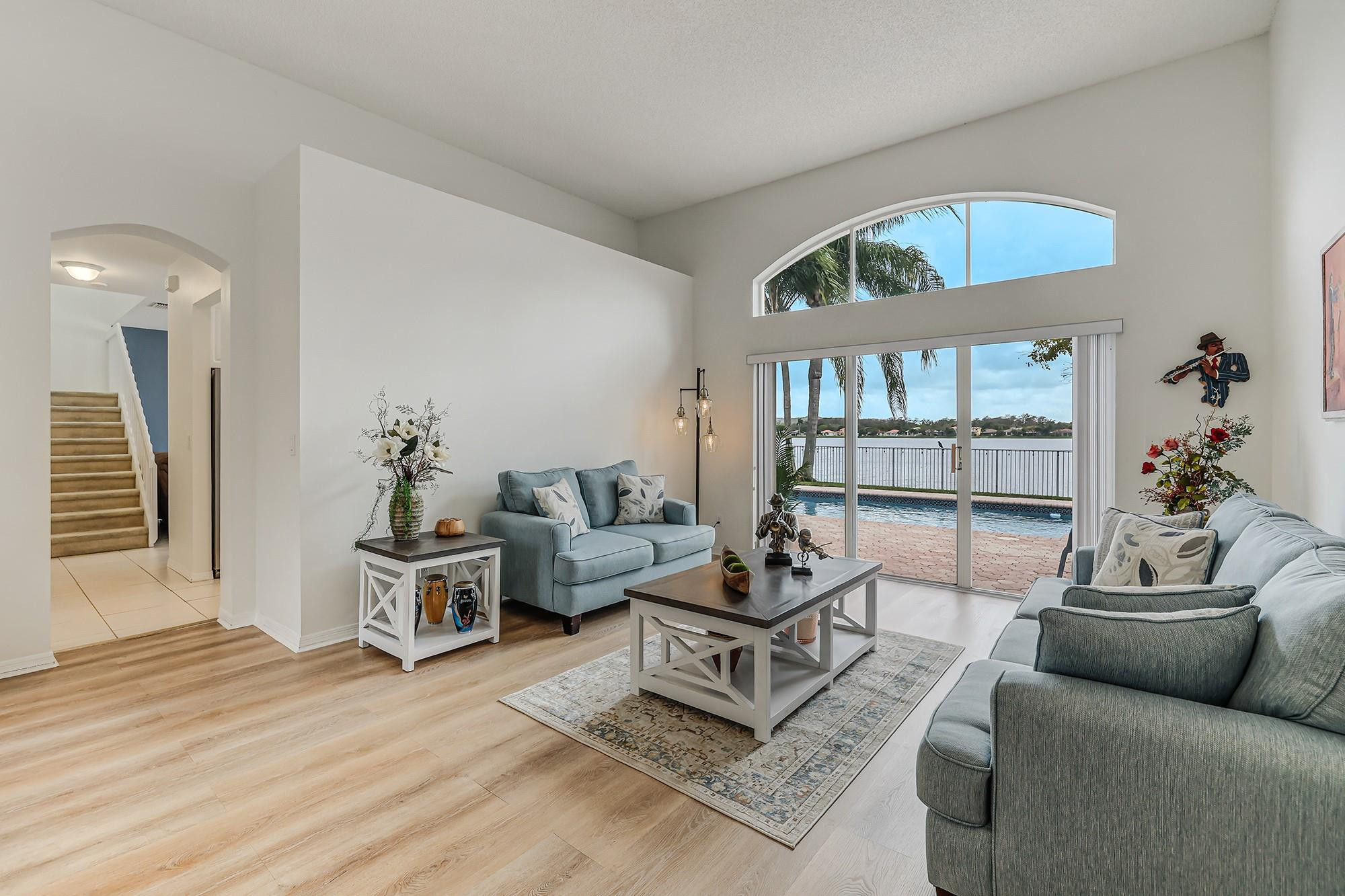 Coco Lakes 155-25 B - Residential