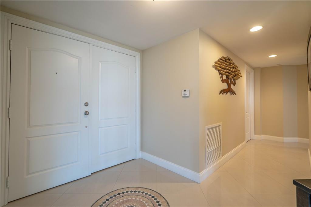 Puerta Del Sol - Residential