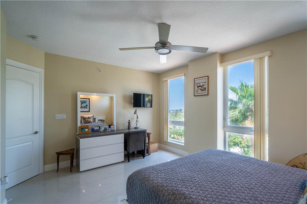 Puerta Del Sol - Residential