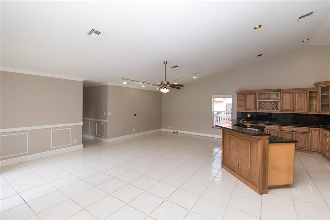 Springs Pointe 139-24 B - Residential