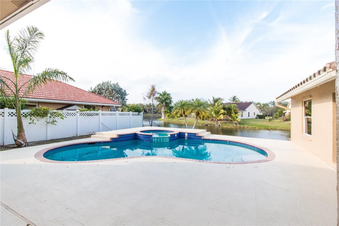 Springs Pointe 139-24 B - Residential