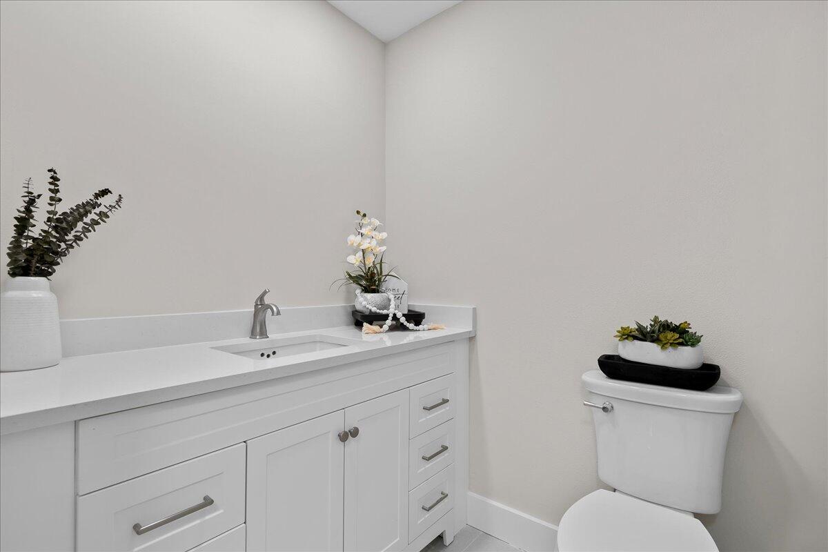 COVERED BRIDGE CONDO - Residential