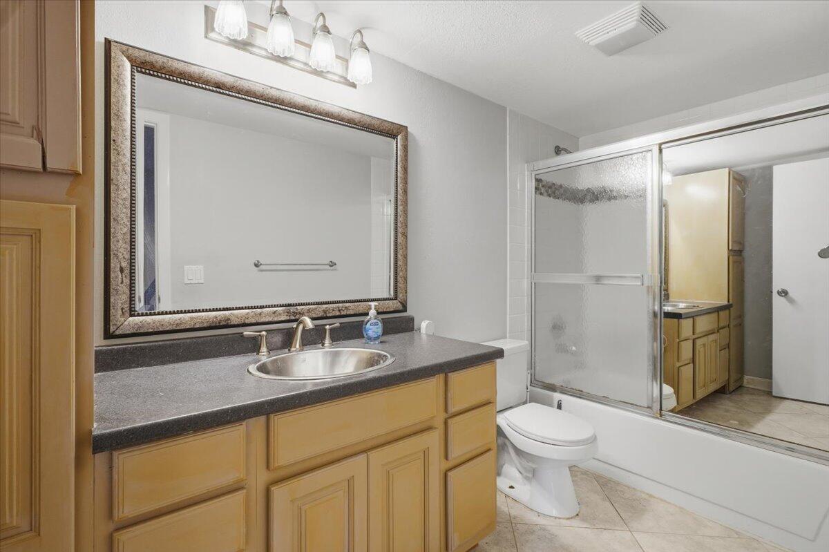 VILLAGE OF SANDALWOOD LAK - Residential