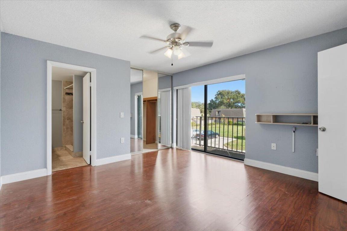 VILLAGE OF SANDALWOOD LAKES 1 - Residential