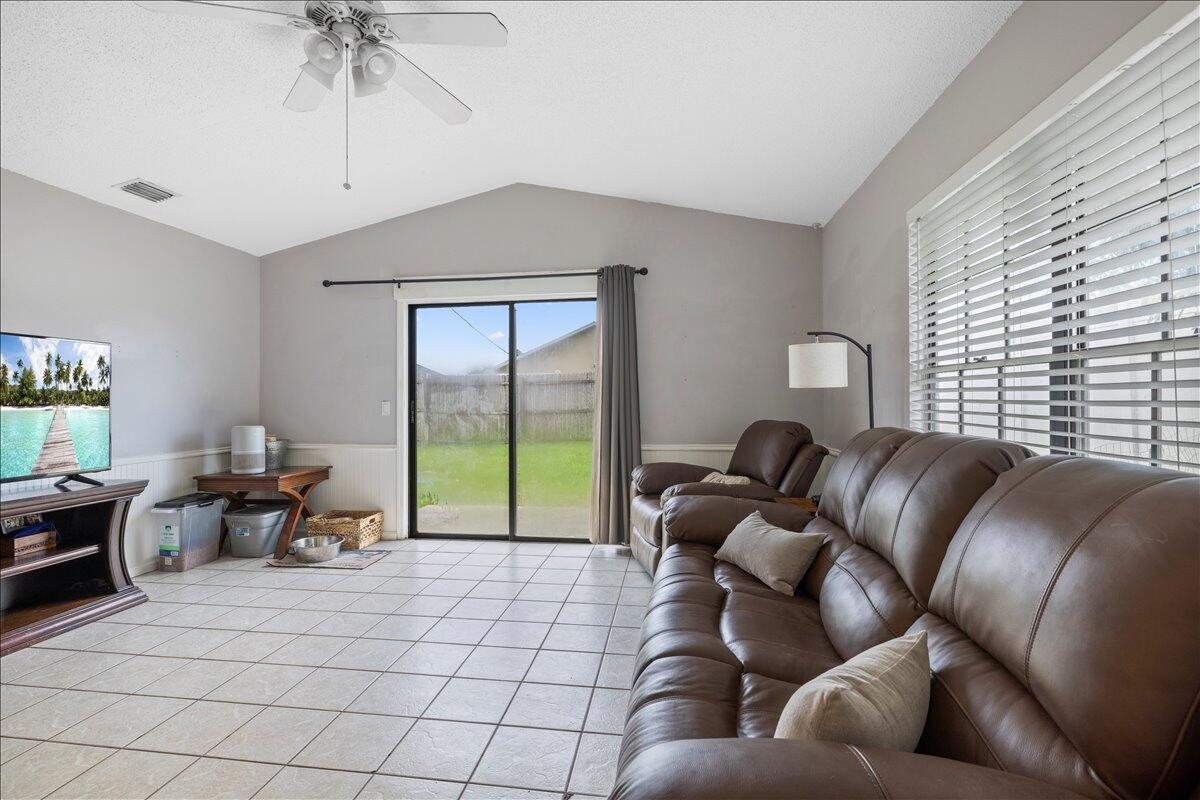 DIXIE HEIGHTS UNIT NO 2 - Residential