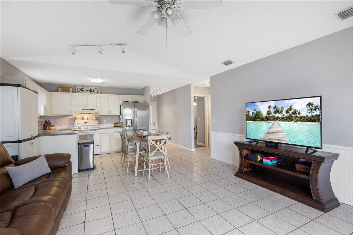 DIXIE HEIGHTS UNIT NO 2 - Residential