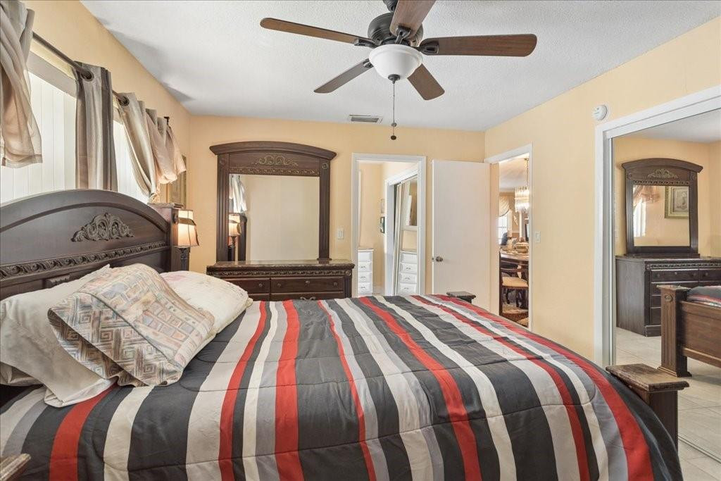 OAKLAND ESTATES 4TH SEC - Residential