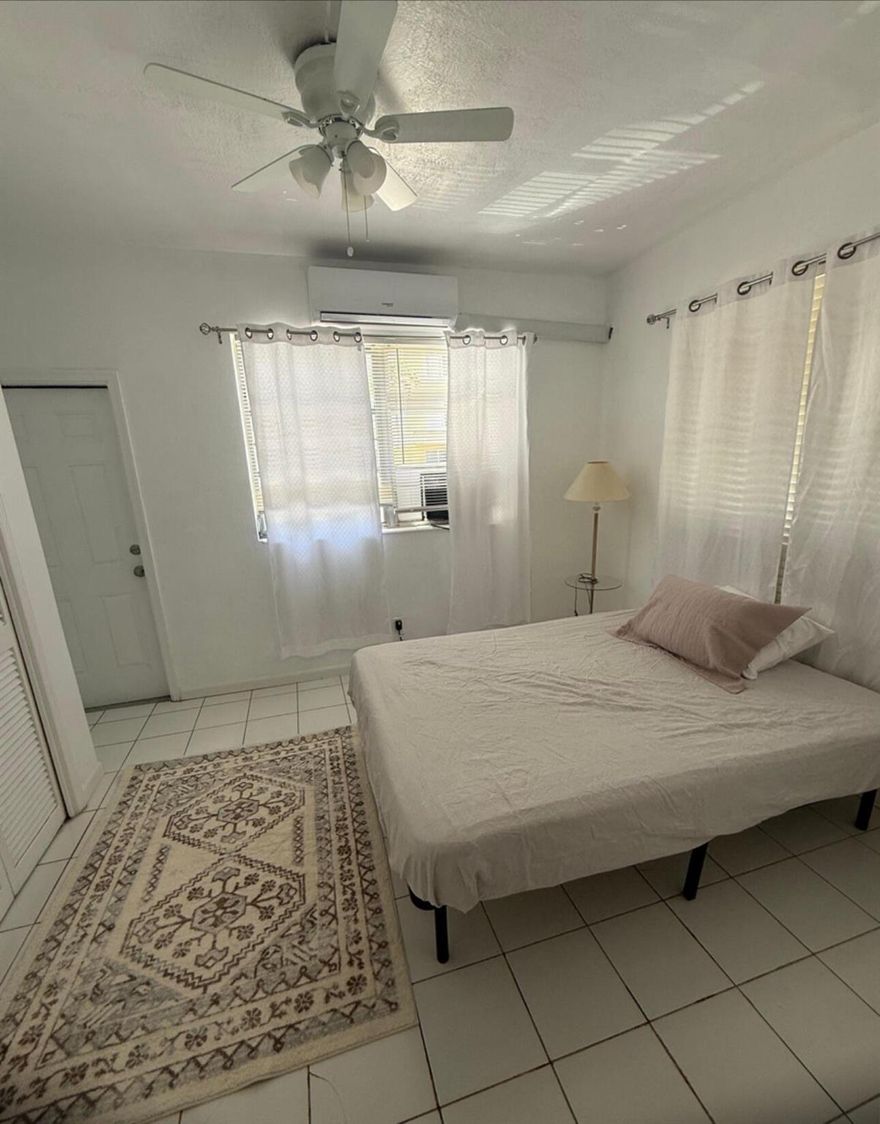 Charming 1BR in Victoria Park - Prime Location!1-bedroom, 1-bathroom unit located in the heart of Victoria Park, one of Fort Lauderdale's most sought-after neighborhoods. This bright and clean apartment features an open living area, tile flooring throughout, a well-equipped kitchen with ample cabinet space, and a spacious bedroom with generous closet storage.Quiet, boutique-style building just minutes from Las Olas Blvd, downtown Fort Lauderdale, Holiday Park, the beach, and major highways. Enjoy a peaceful residential setting with the convenience of being close to everything.Water and trash included. On-site laundry. Assigned parking. Fast approval and Pet-friendly.