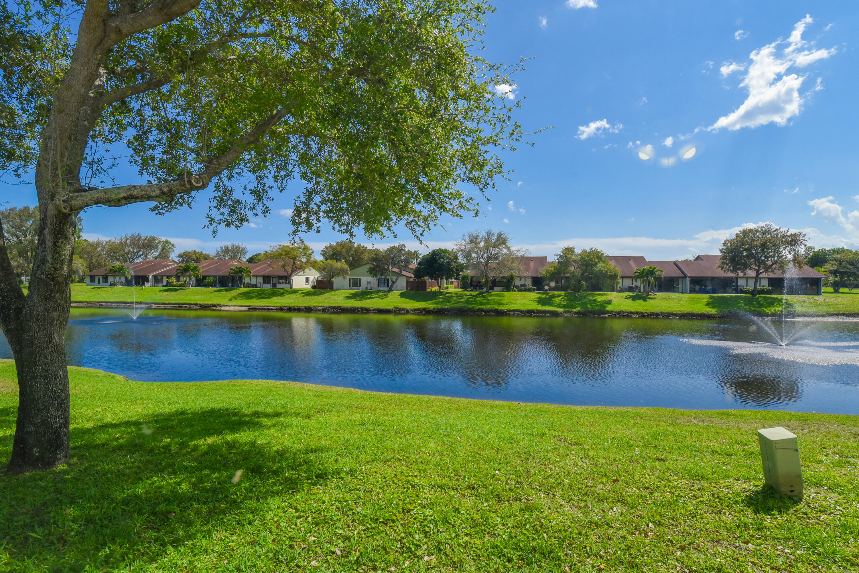 OAKWOOD II - Residential