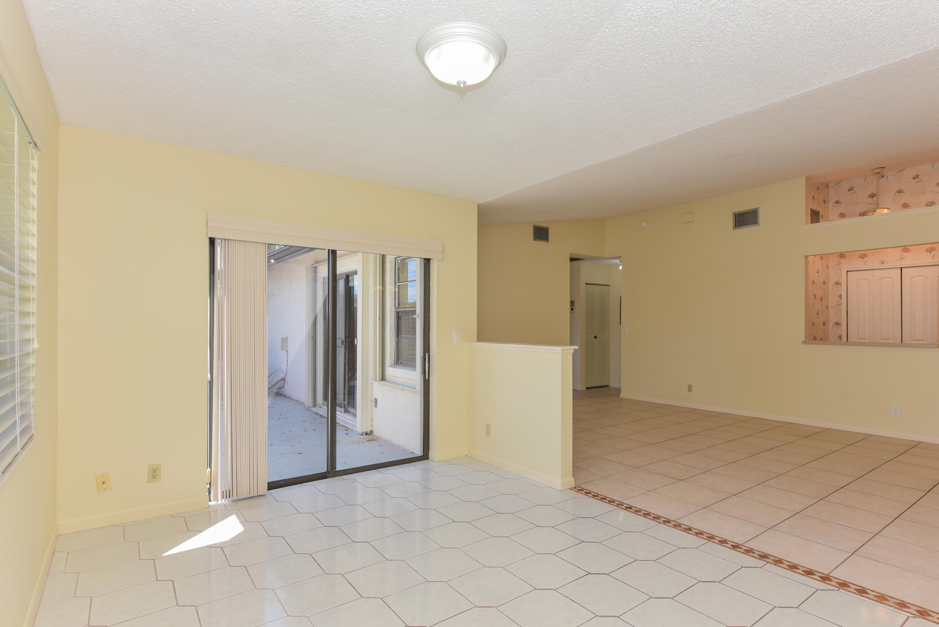 OAKWOOD II - Residential