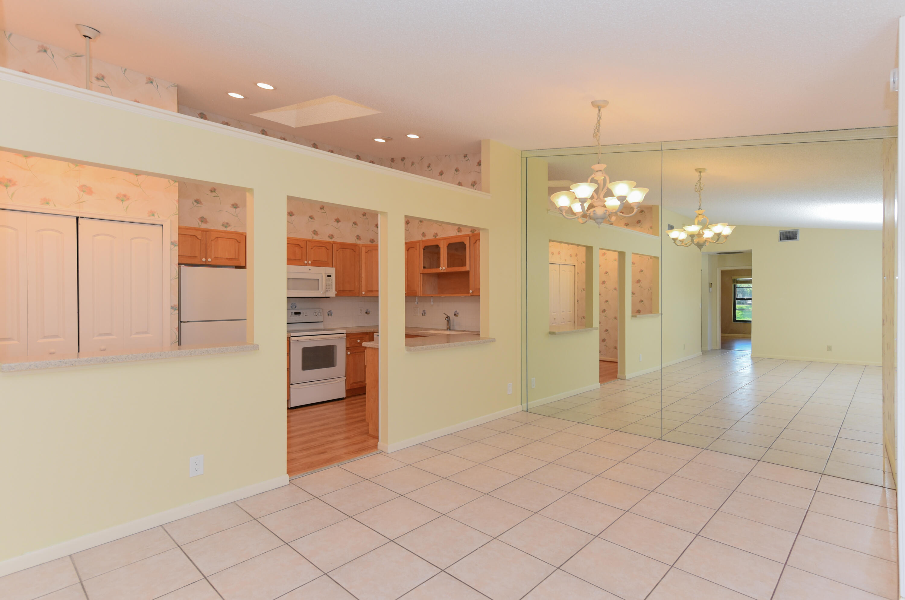 OAKWOOD II - Residential