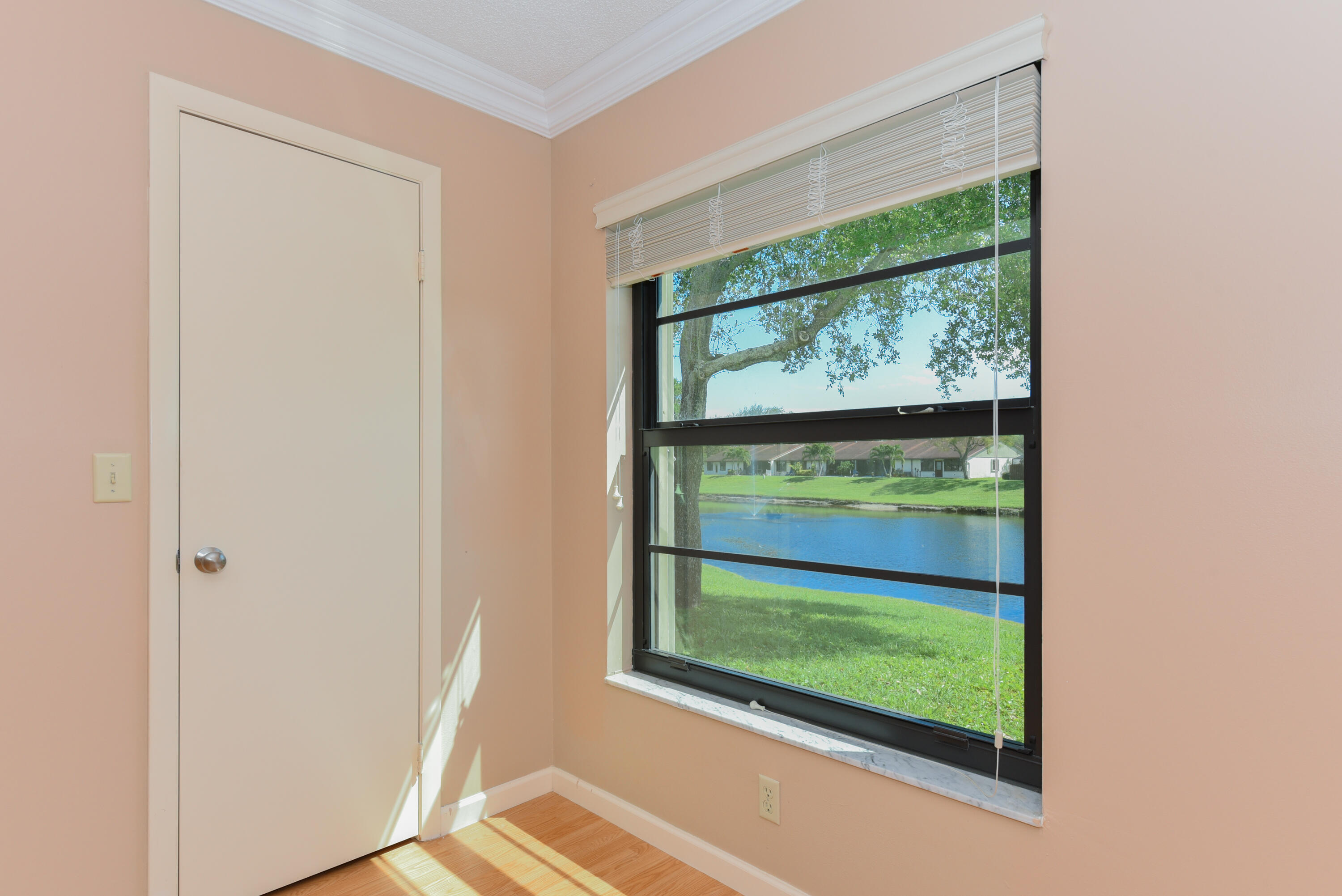 OAKWOOD II - Residential