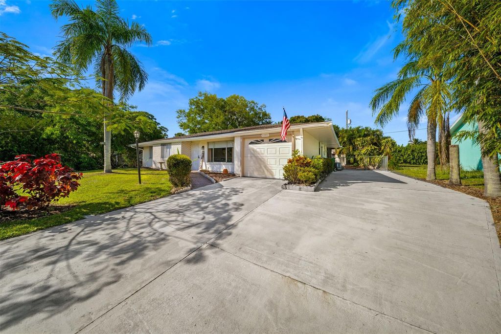 Photo of 1165 SE Stewart Road, Port Saint Lucie, FL 34952 (MLS # F10494283)