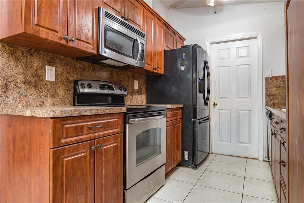 NORTH LAUDERDALE ESTATES - Residential