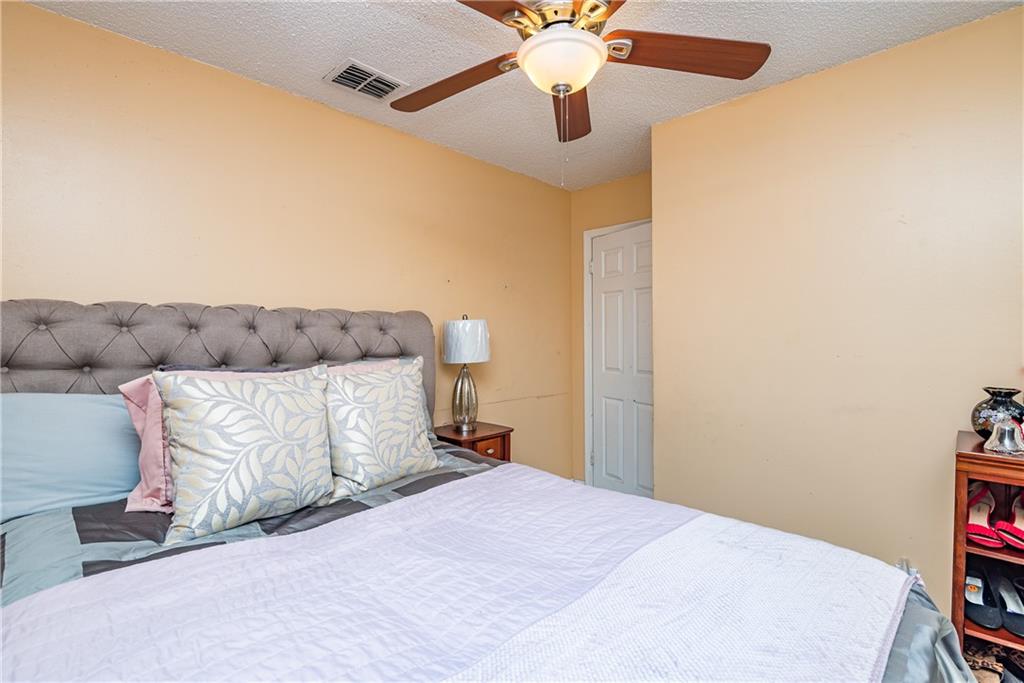 NORTH LAUDERDALE ESTATES - Residential