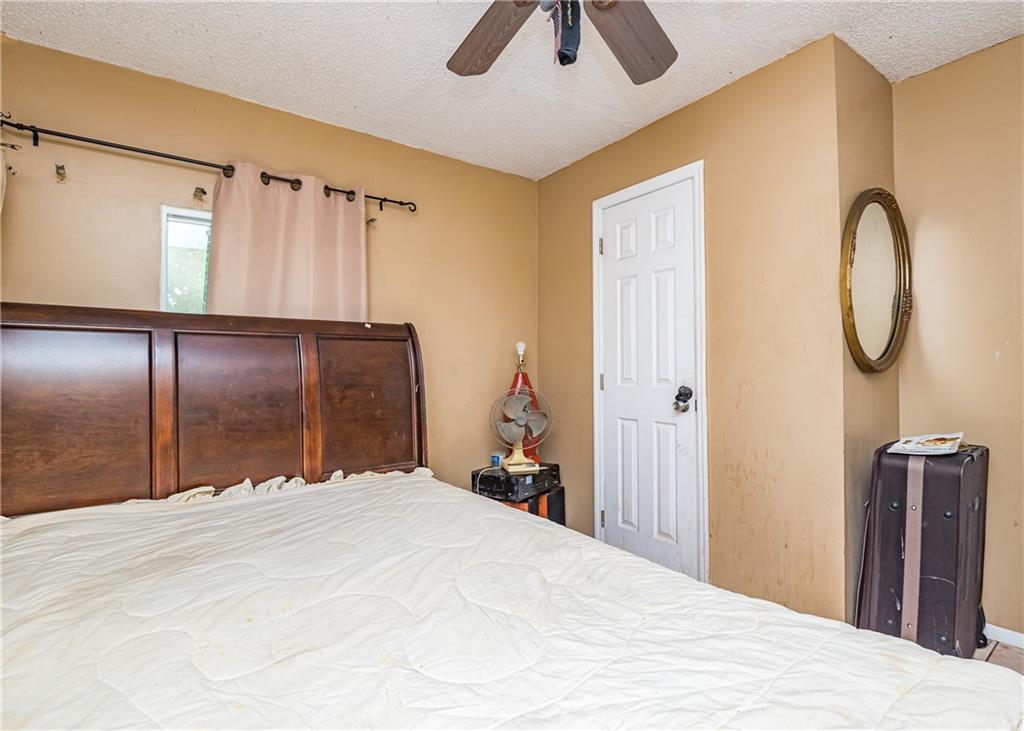 NORTH LAUDERDALE ESTATES - Residential