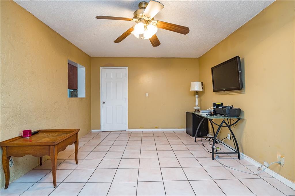 NORTH LAUDERDALE ESTATES - Residential