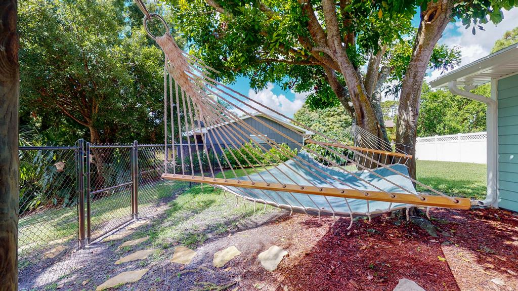 RUSTIC HILLS - Residential