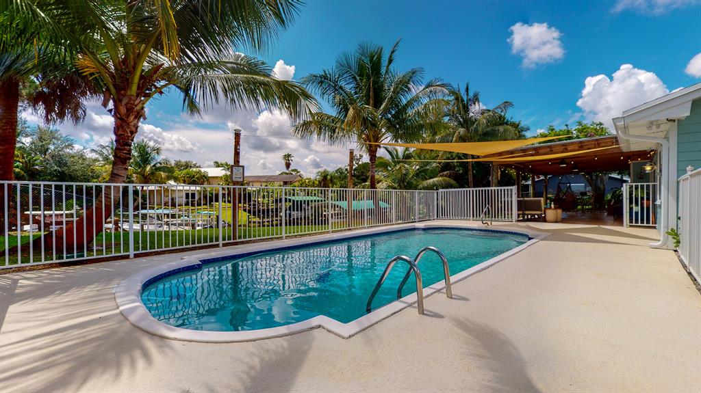 RUSTIC HILLS - Residential