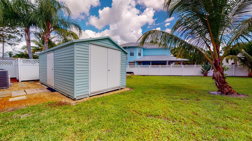 RUSTIC HILLS - Residential