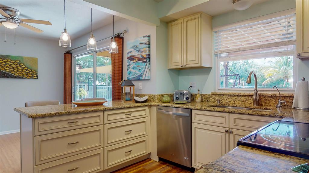 RUSTIC HILLS - Residential