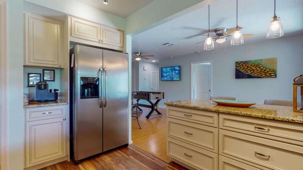 RUSTIC HILLS - Residential