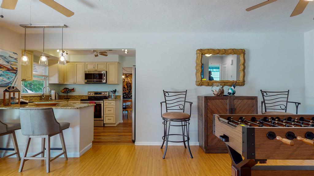 RUSTIC HILLS - Residential