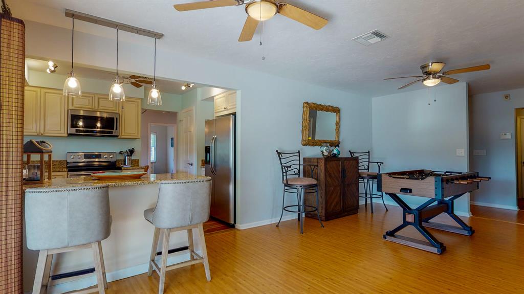 RUSTIC HILLS - Residential