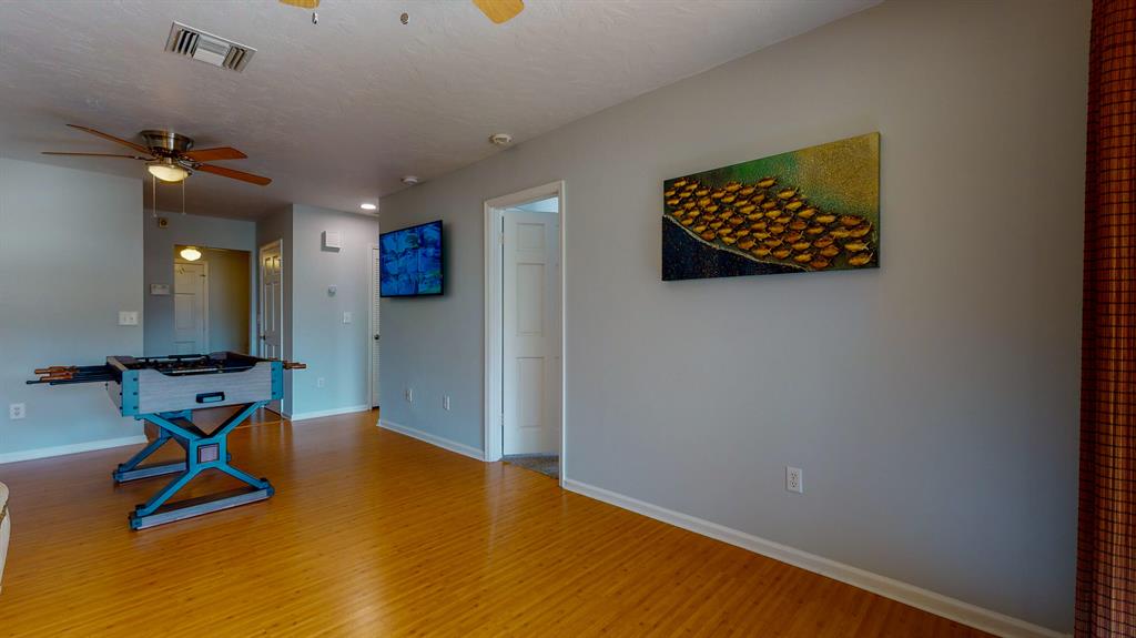 RUSTIC HILLS - Residential